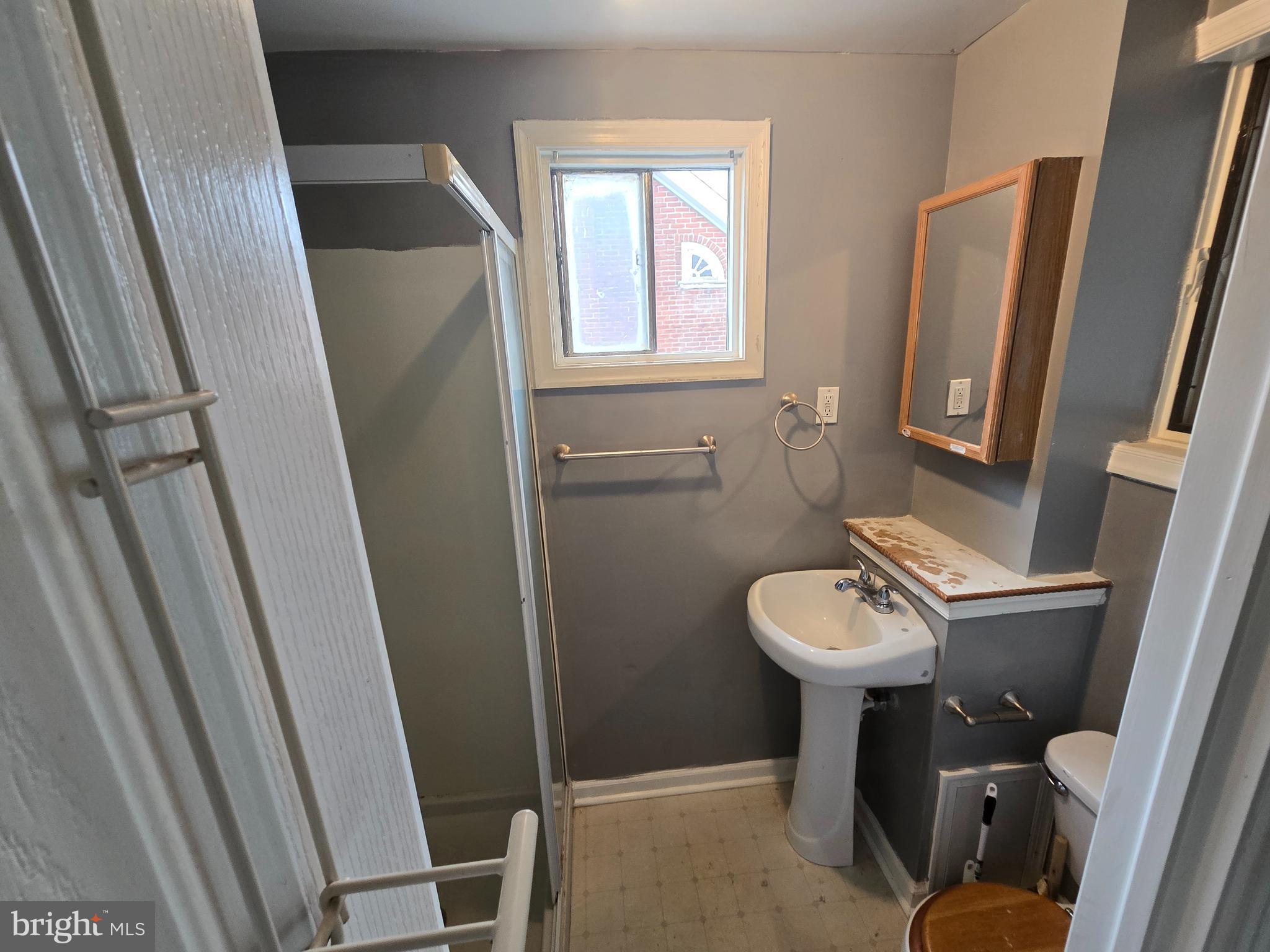 CHESTER CITY - Residential Lease