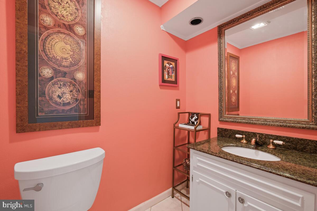 LUXMANOR - Residential