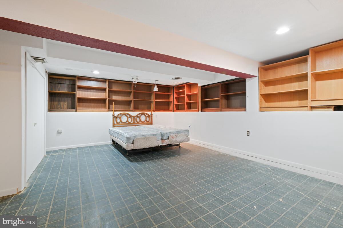 LUXMANOR - Residential