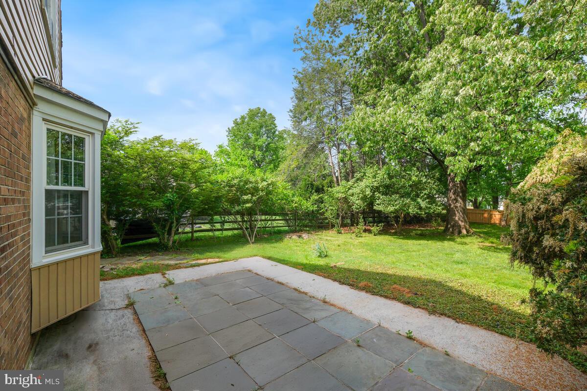 LUXMANOR - Residential