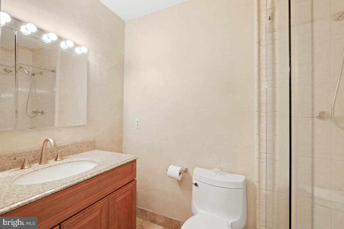 LUXMANOR - Residential