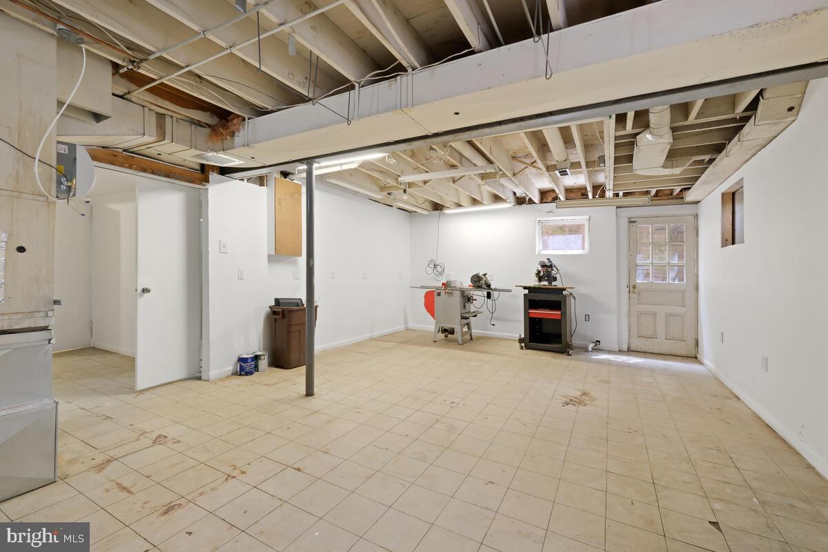 LUXMANOR - Residential