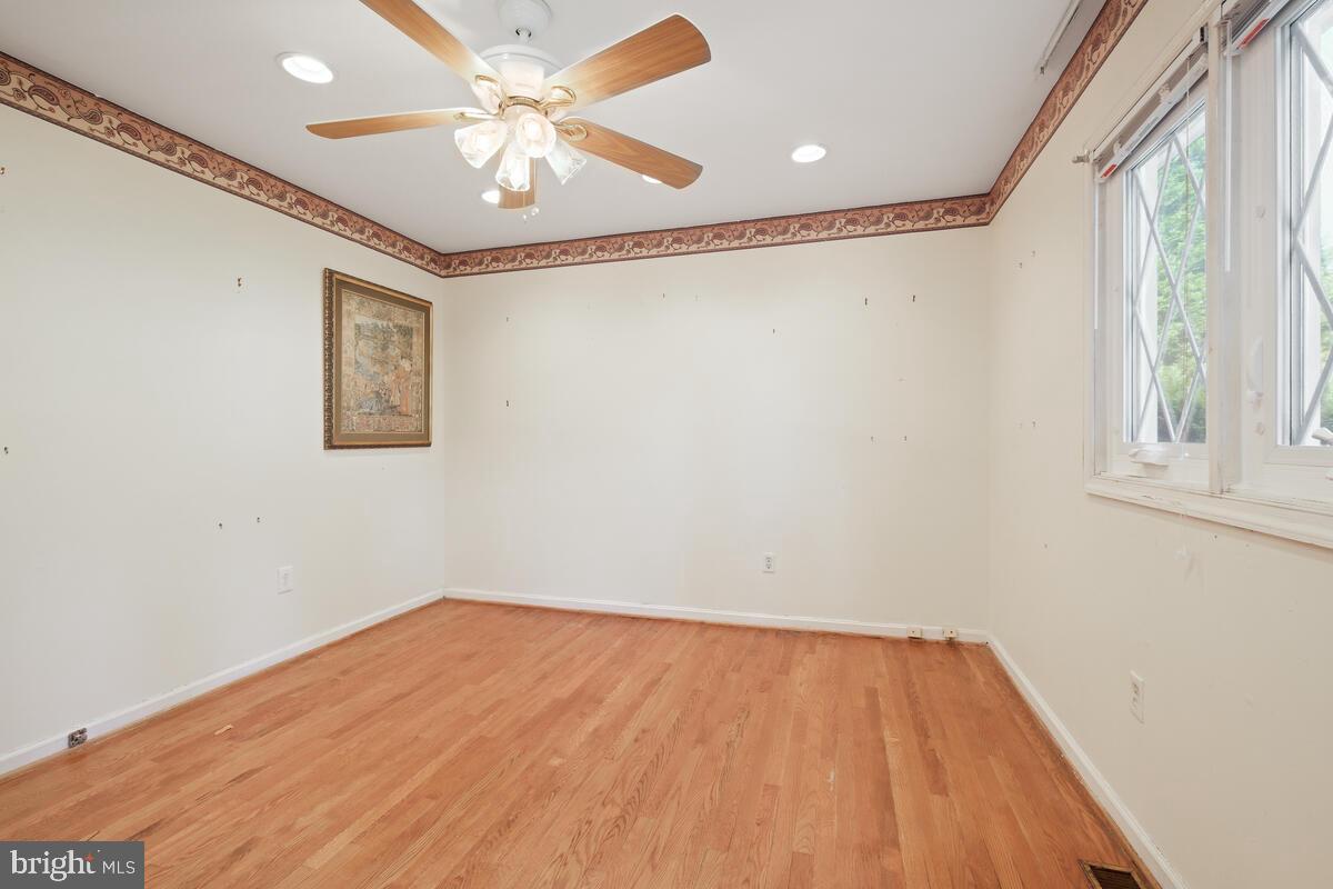 LUXMANOR - Residential