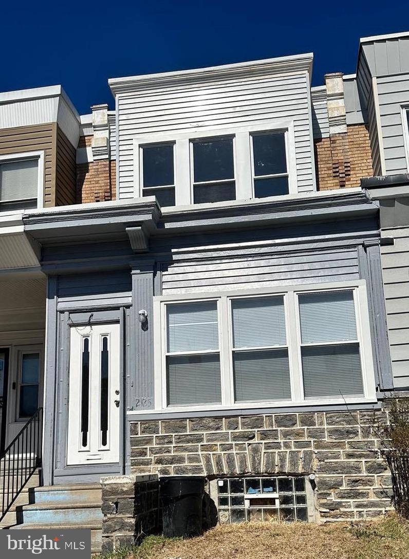 WEST OAK LANE - Residential