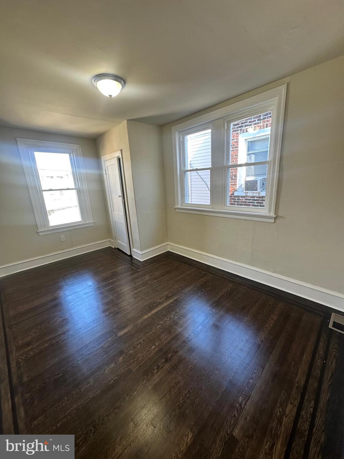 WEST OAK LANE - Residential