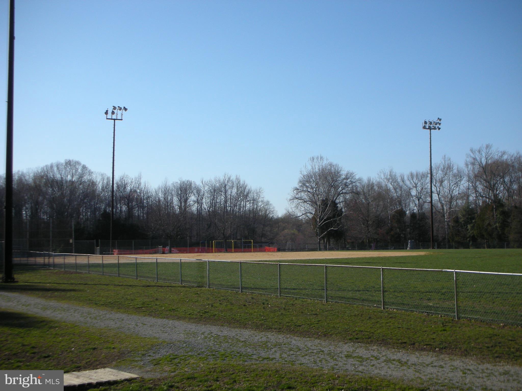 SOUTH HAMPTON - Residential