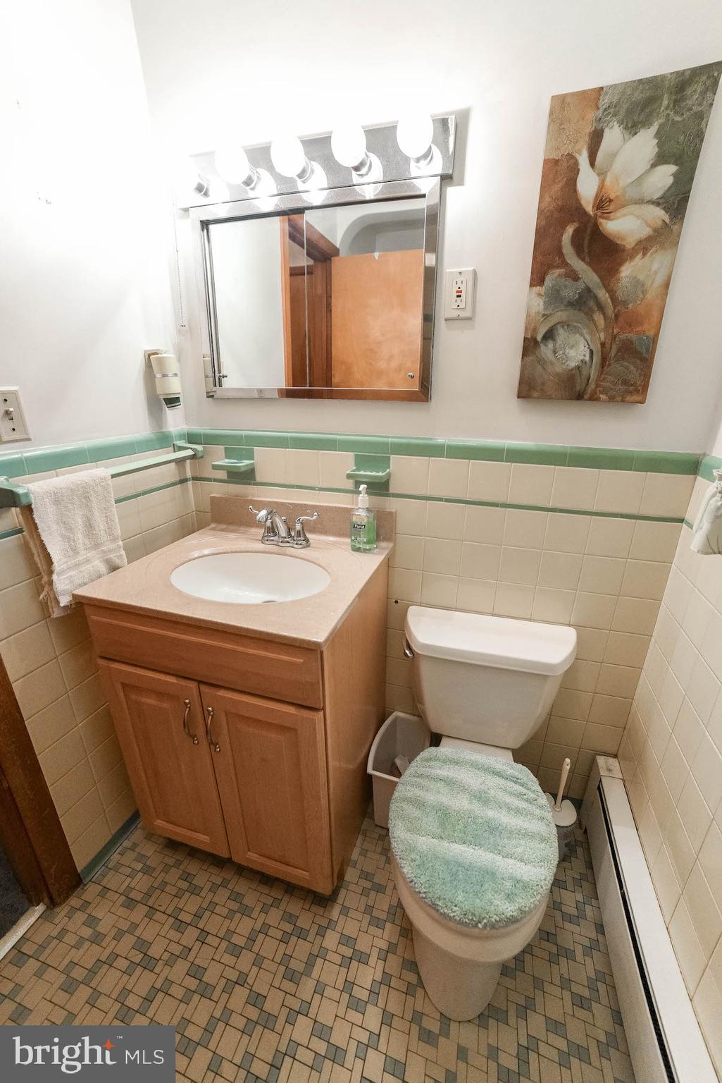 SOUTH HAMPTON - Residential