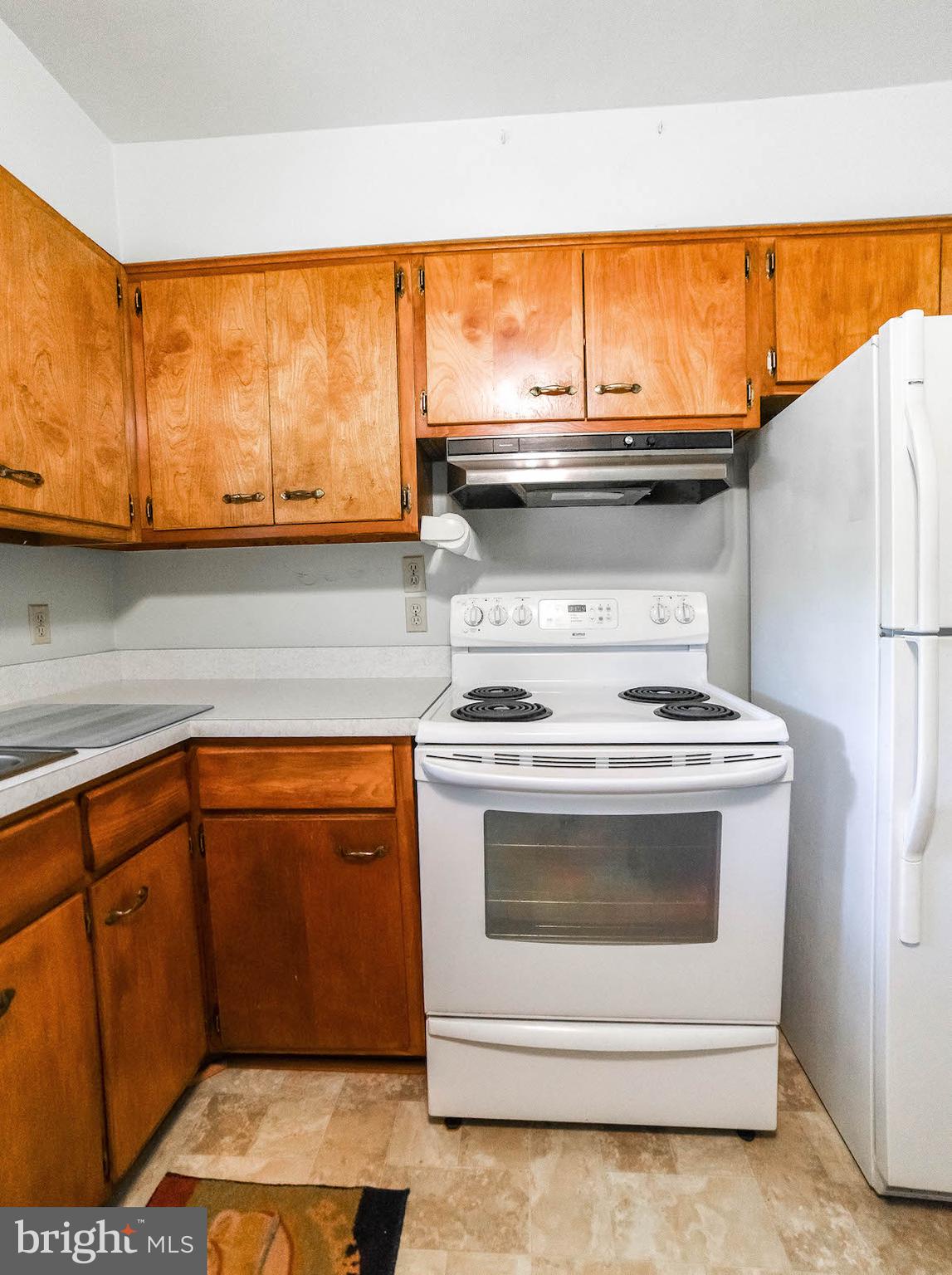 SOUTH HAMPTON - Residential