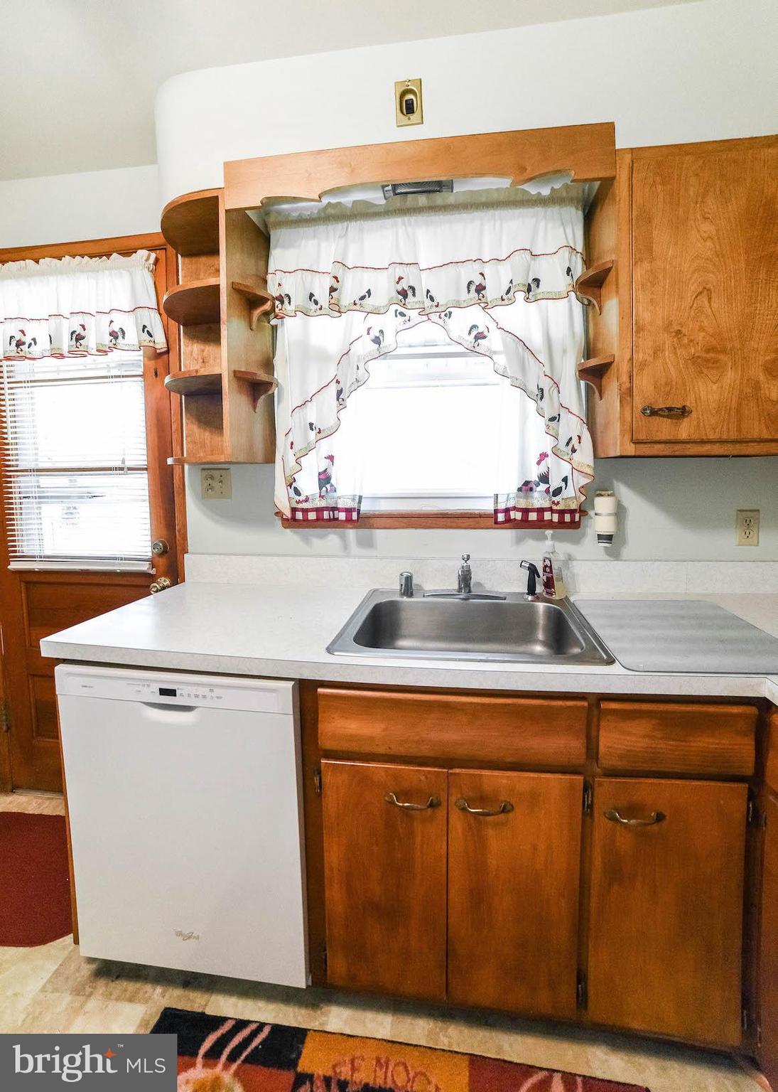 SOUTH HAMPTON - Residential