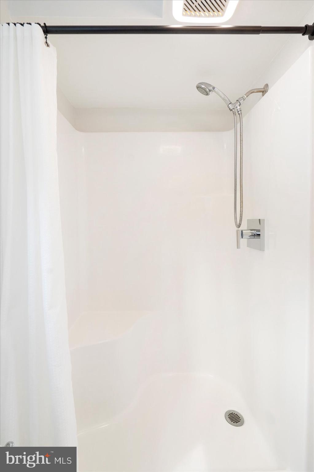 GREENWOOD - Residential