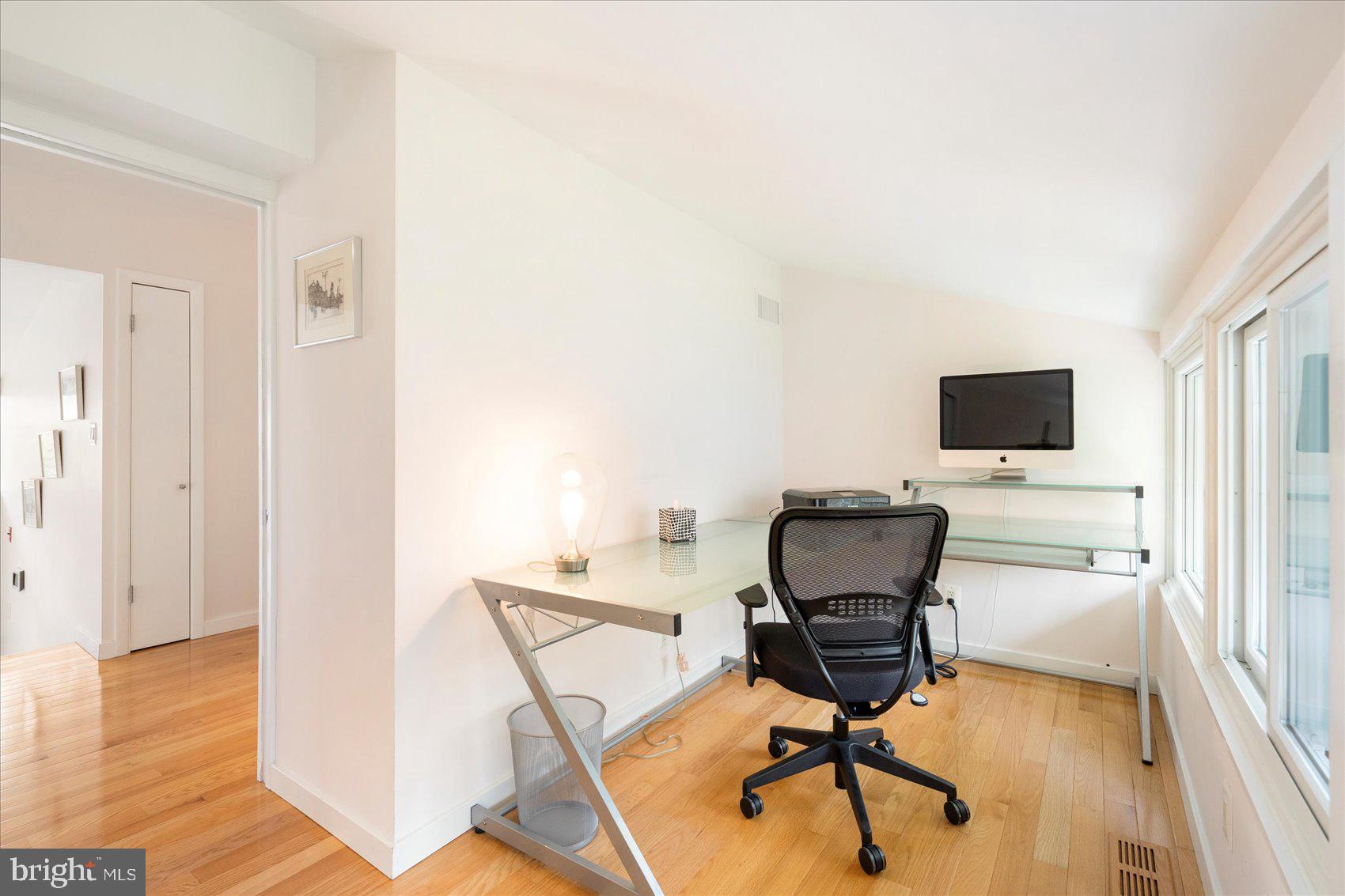 GREENWOOD - Residential