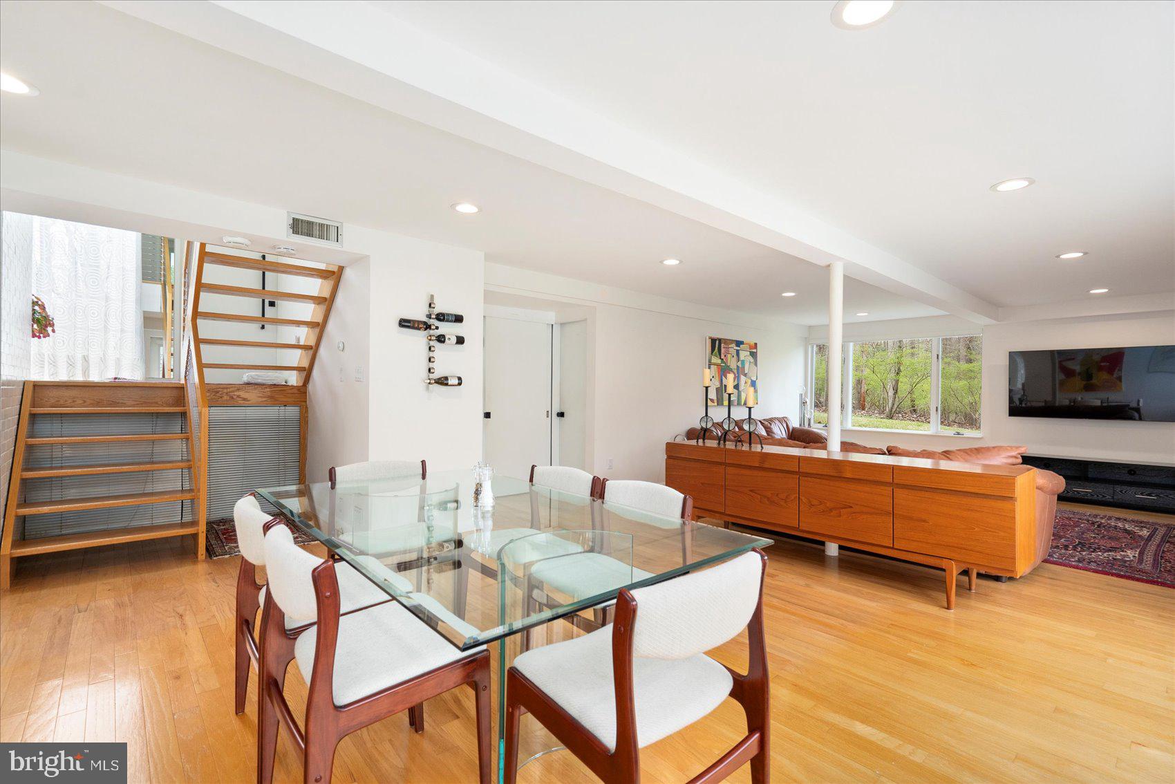 GREENWOOD - Residential