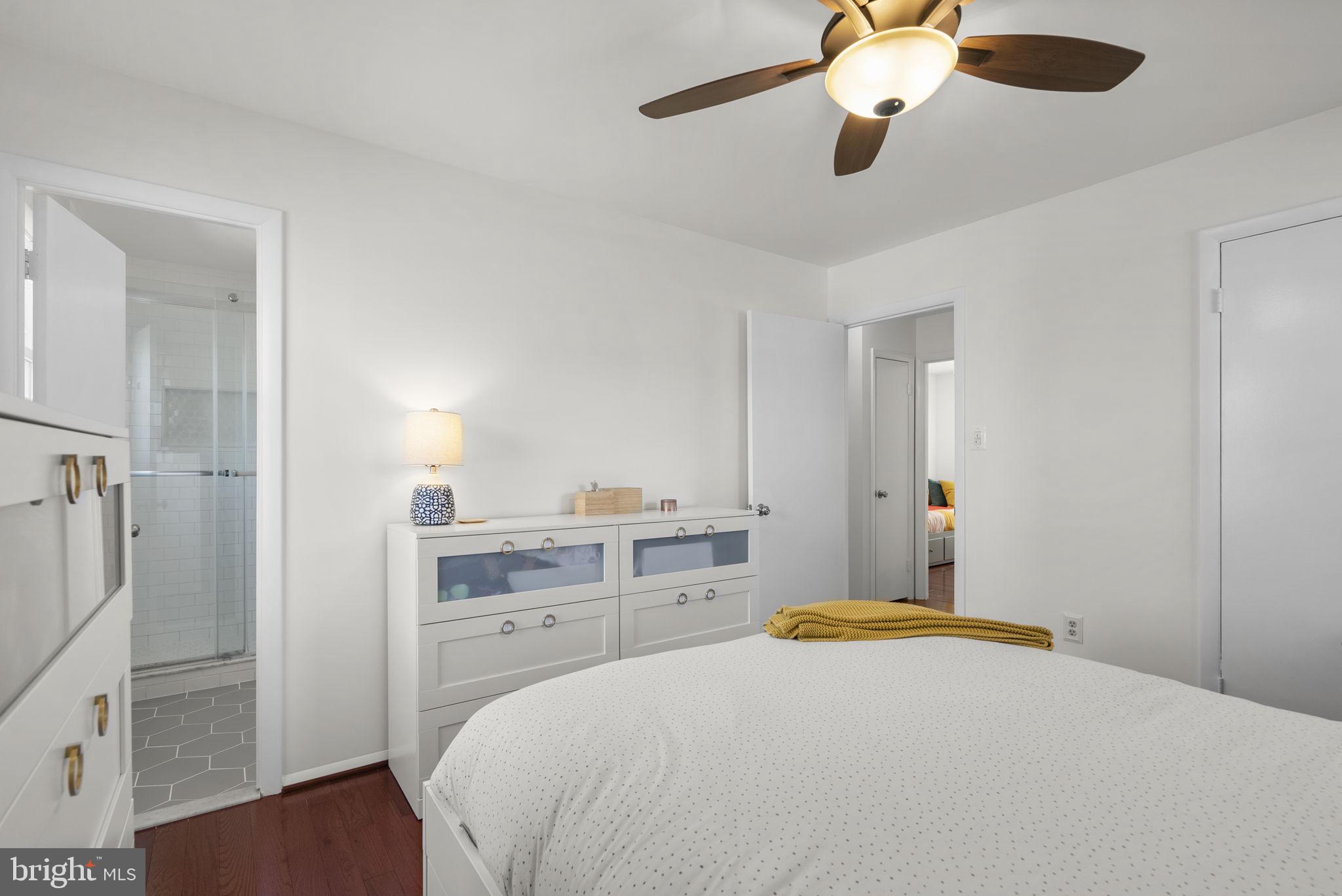 FLOWER HILL - Residential