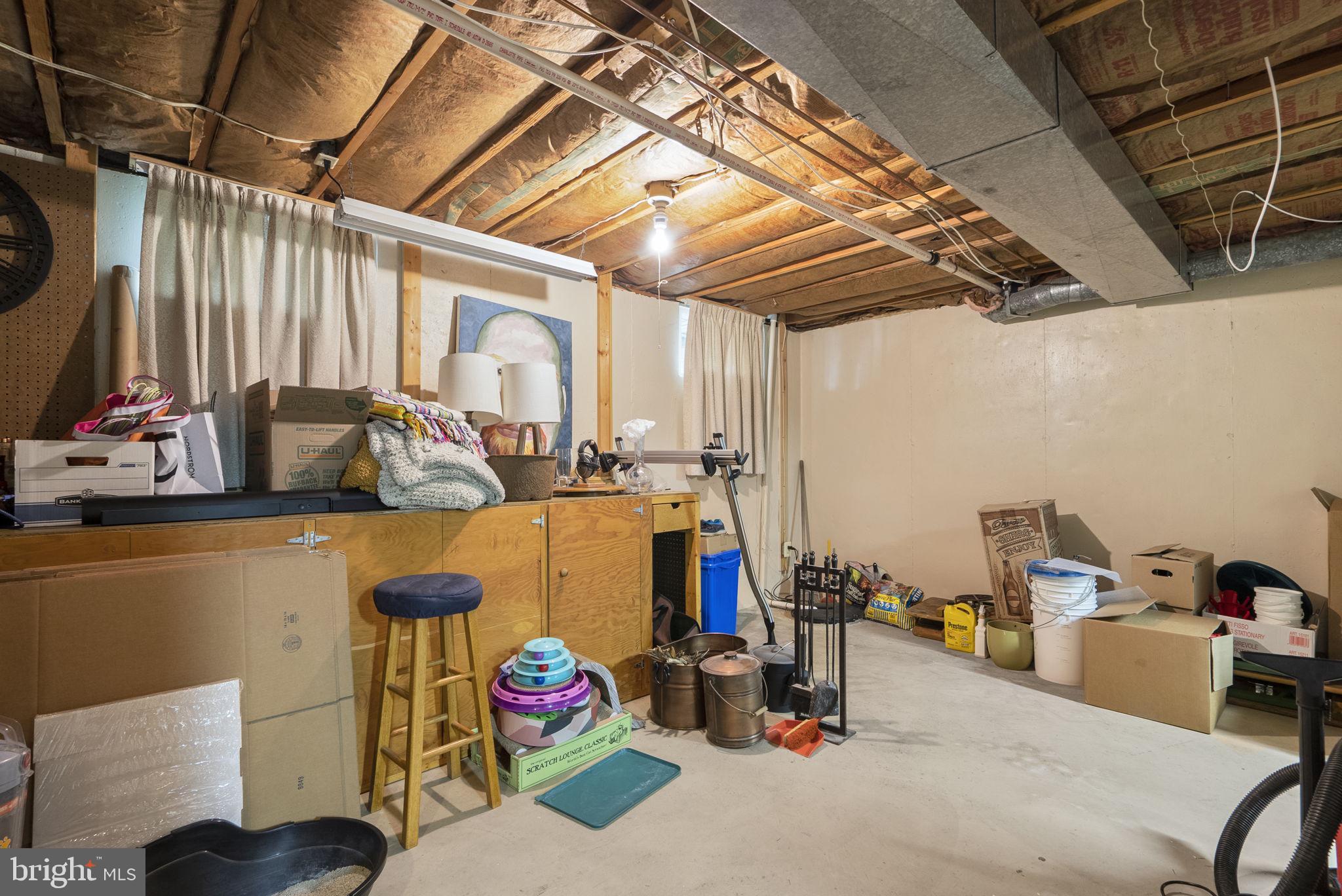 FLOWER HILL - Residential