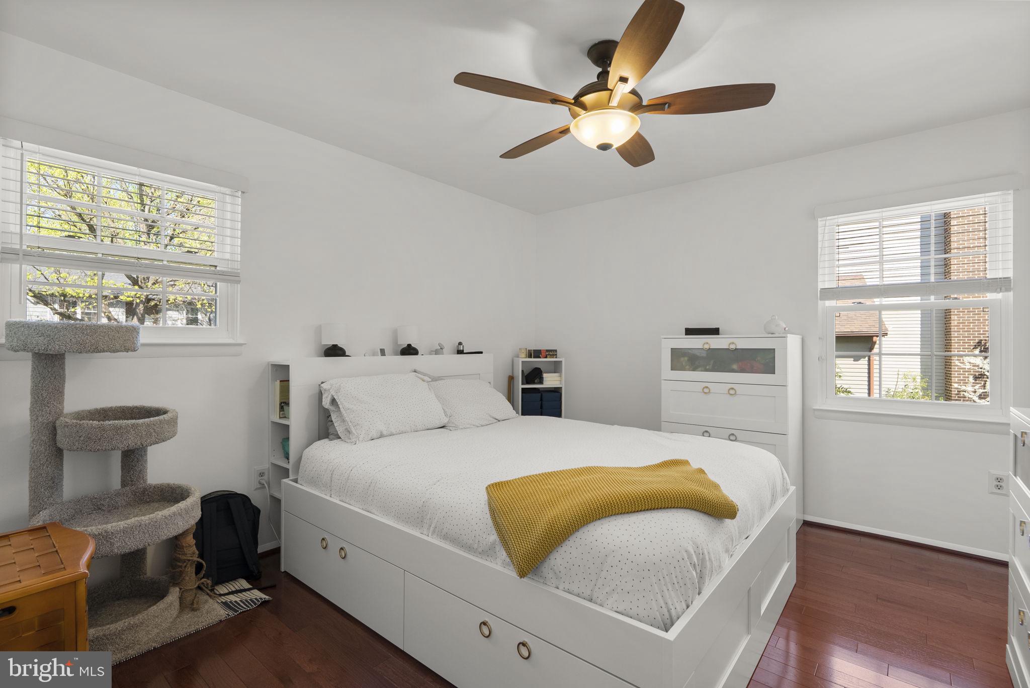 FLOWER HILL - Residential