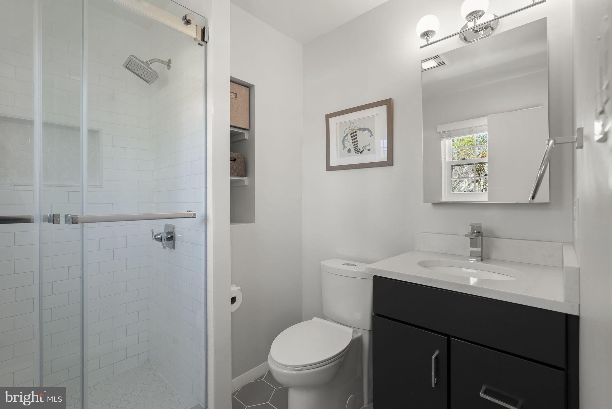 FLOWER HILL - Residential