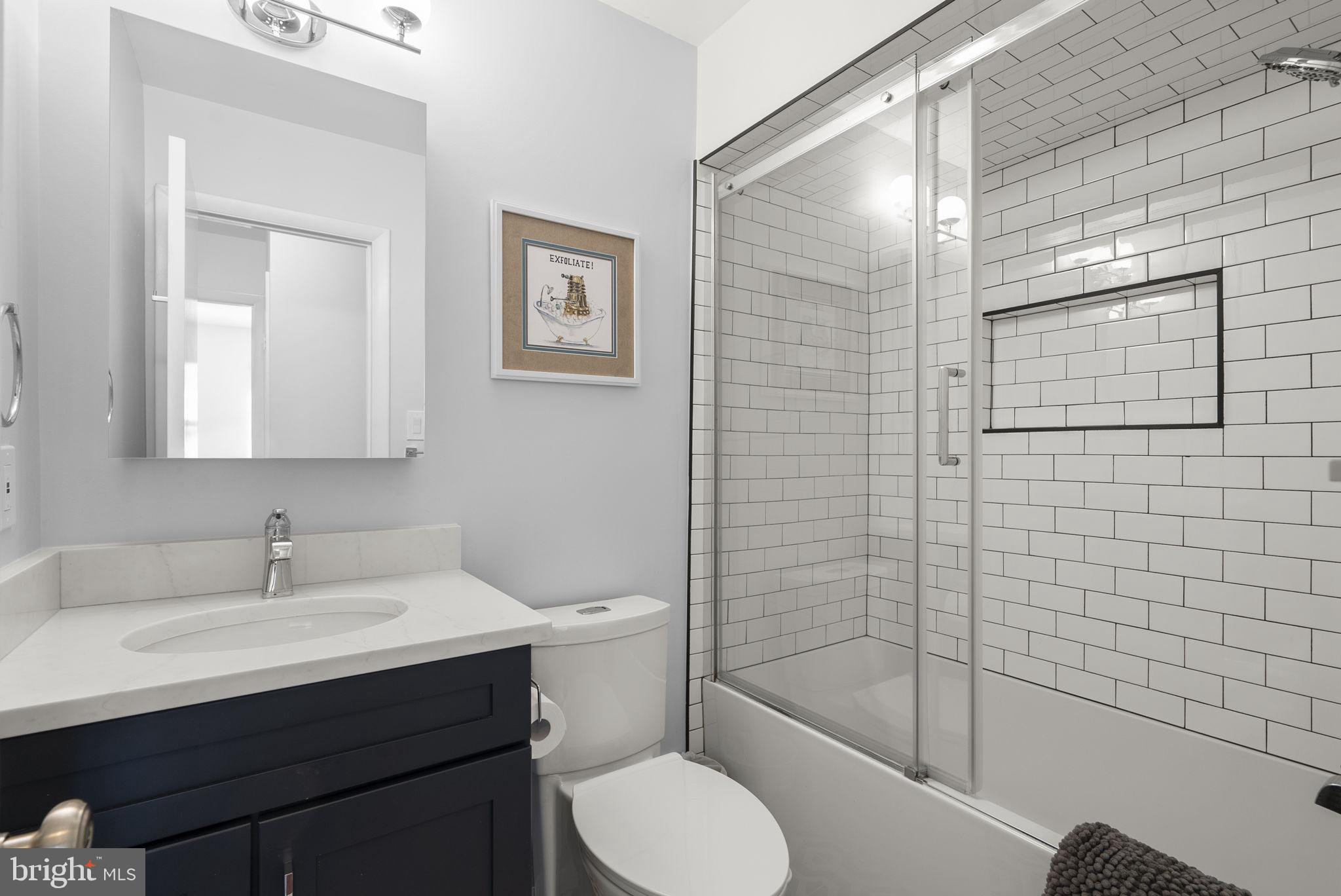 FLOWER HILL - Residential