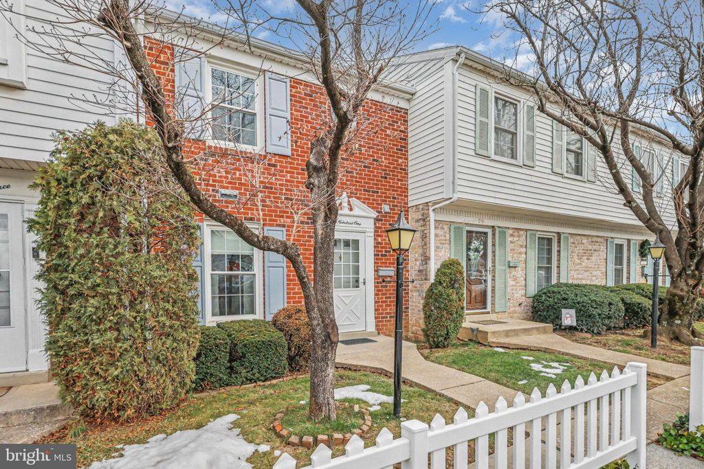 Photo of 101 W Vine St, SHIREMANSTOWN, PA 17011 (MLS # PACB2049118)