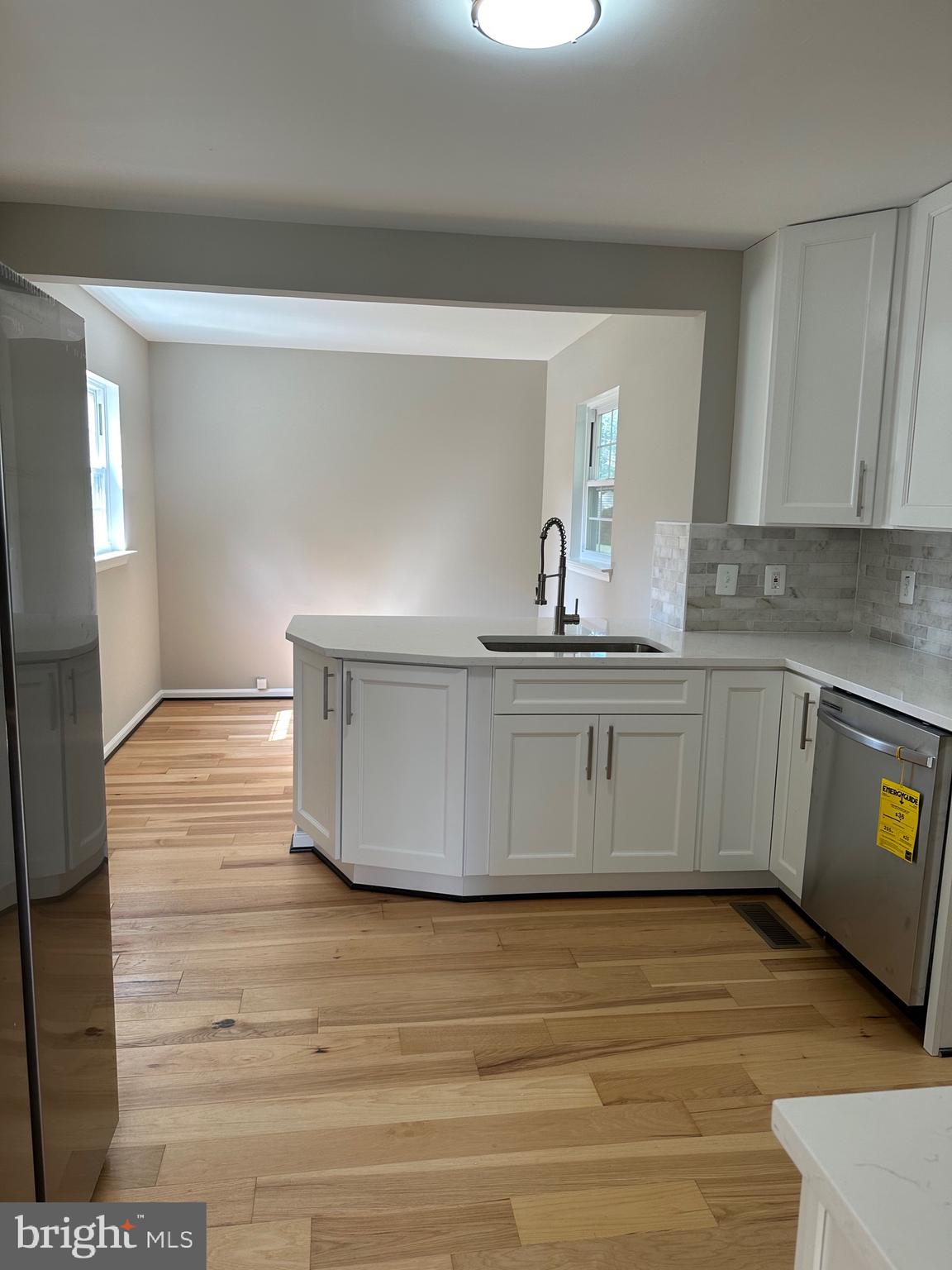 WALNUT HILLS - Residential