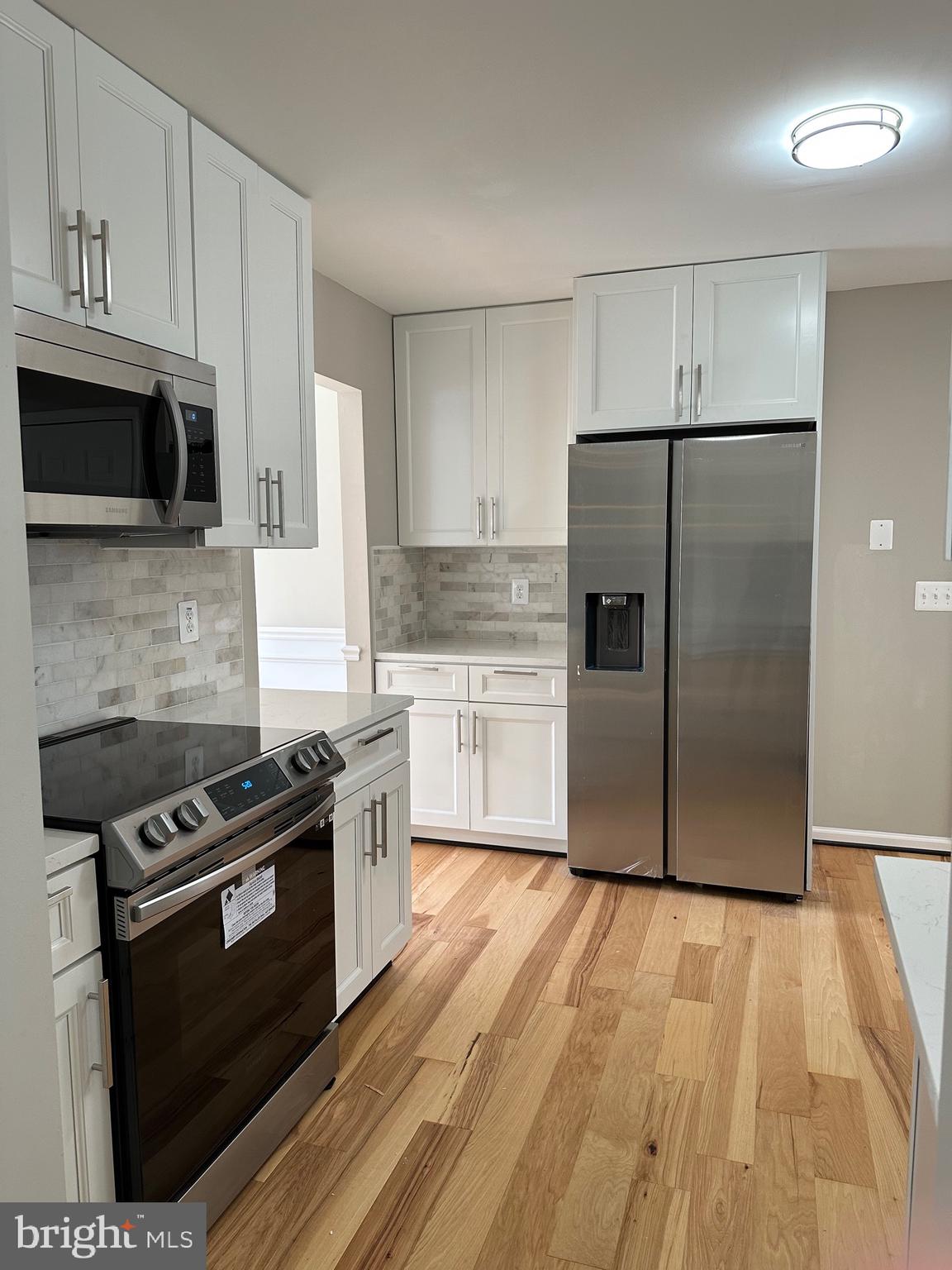 WALNUT HILLS - Residential