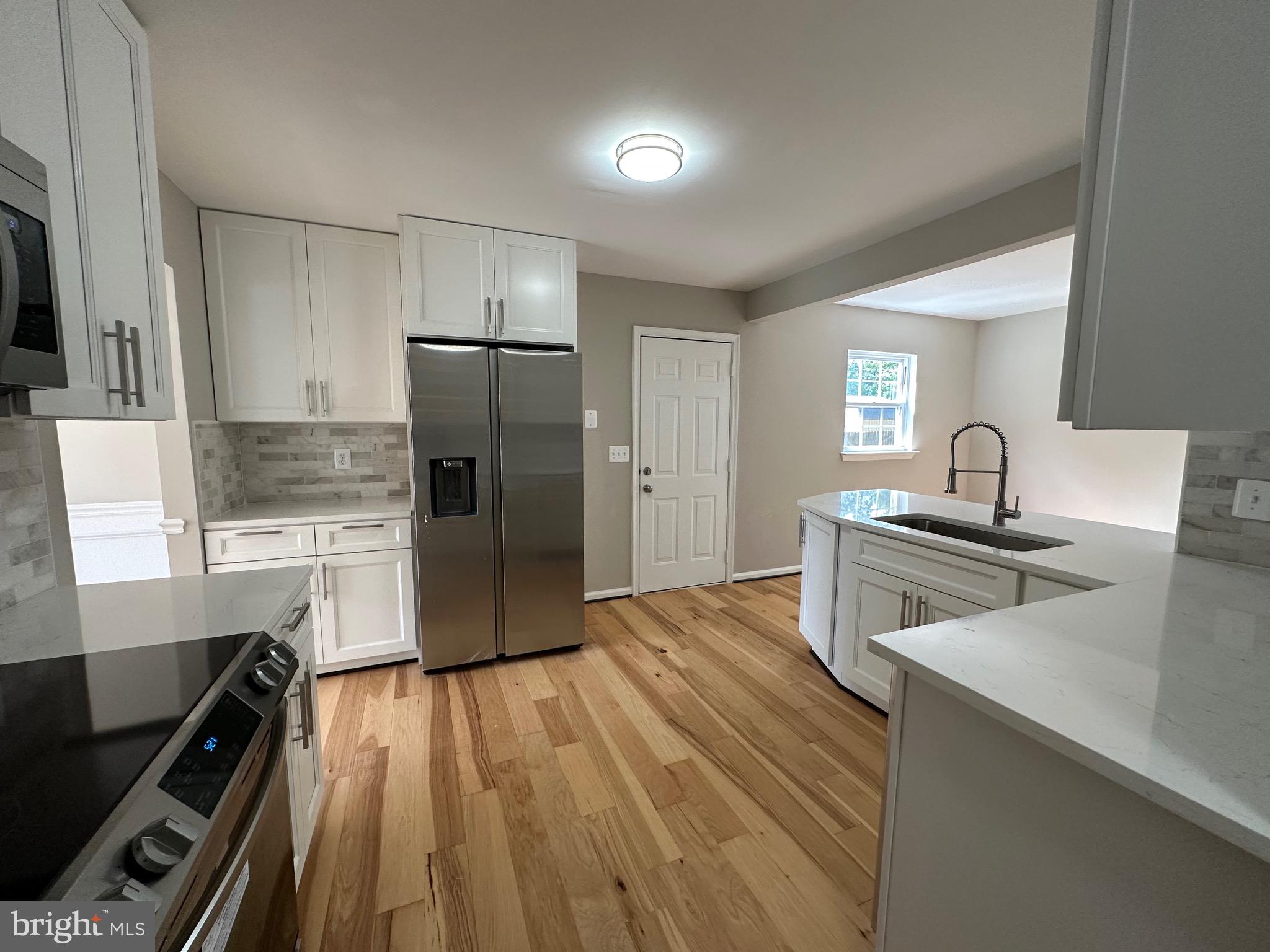 WALNUT HILLS - Residential