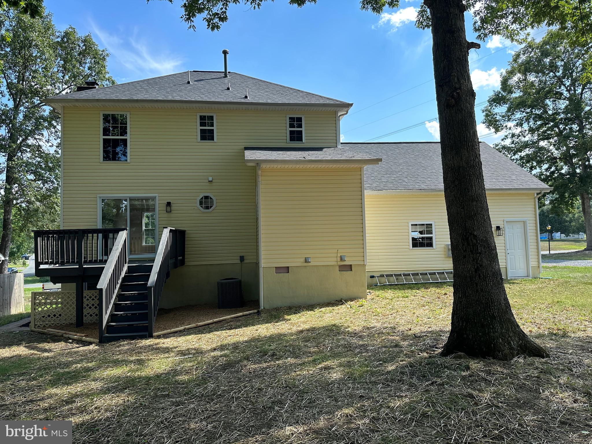 WALNUT HILLS - Residential