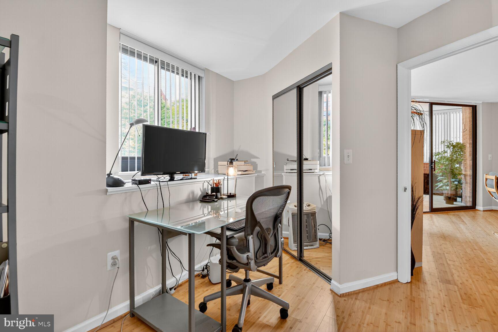 WESTVIEW AT BALLSTON METRO - Residential