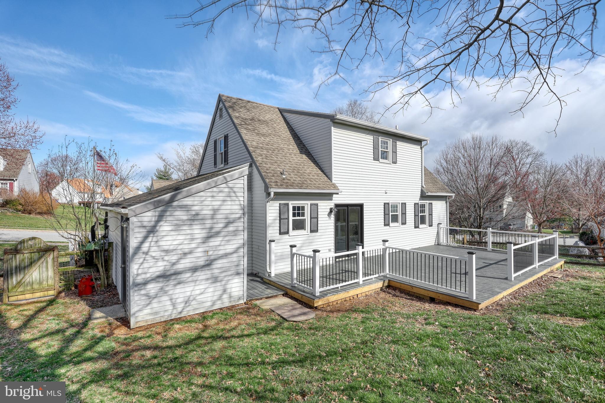 WASHINGTON SQUARE - Residential