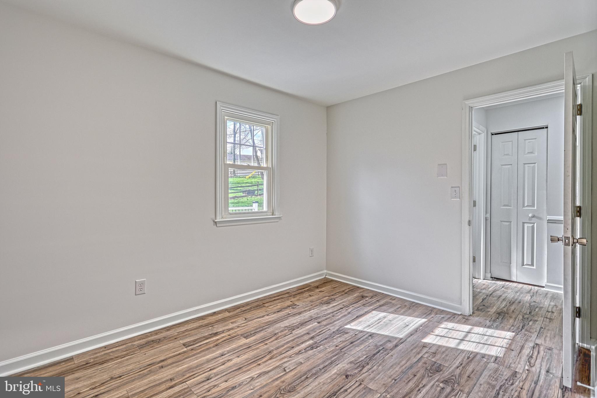 WASHINGTON SQUARE - Residential