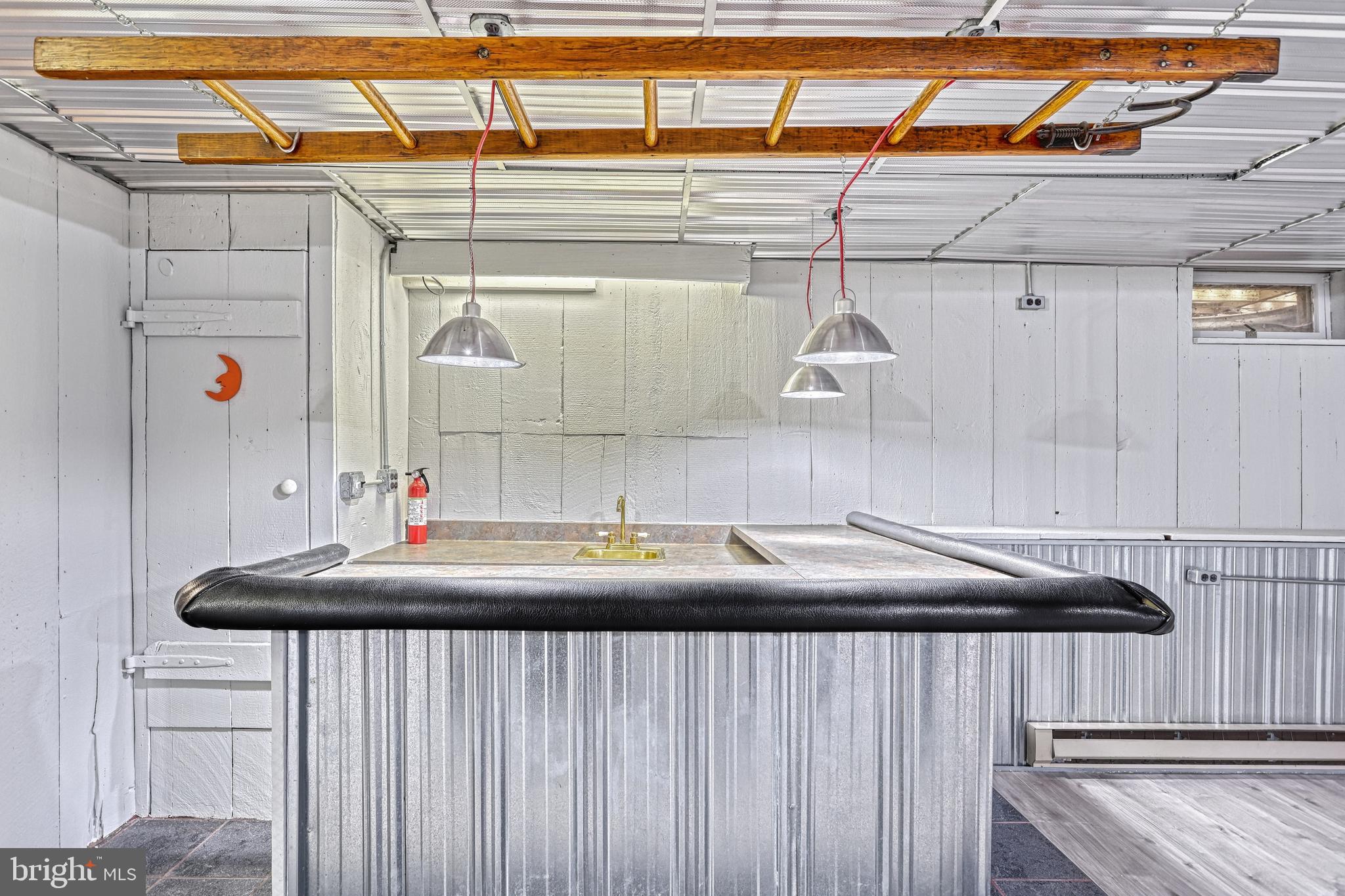 WASHINGTON SQUARE - Residential