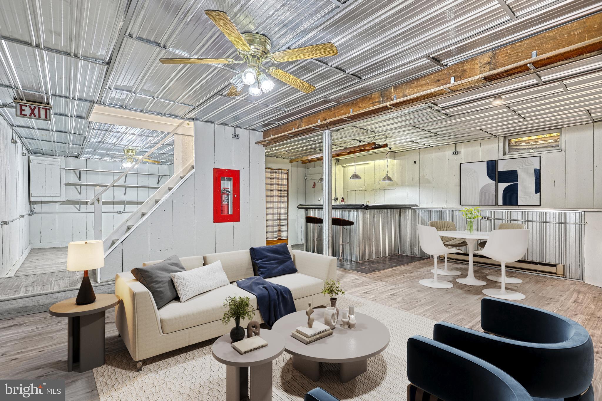 WASHINGTON SQUARE - Residential