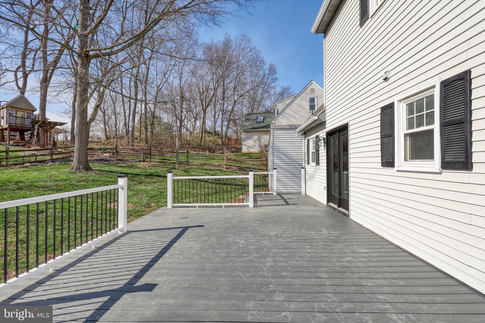 WASHINGTON SQUARE - Residential