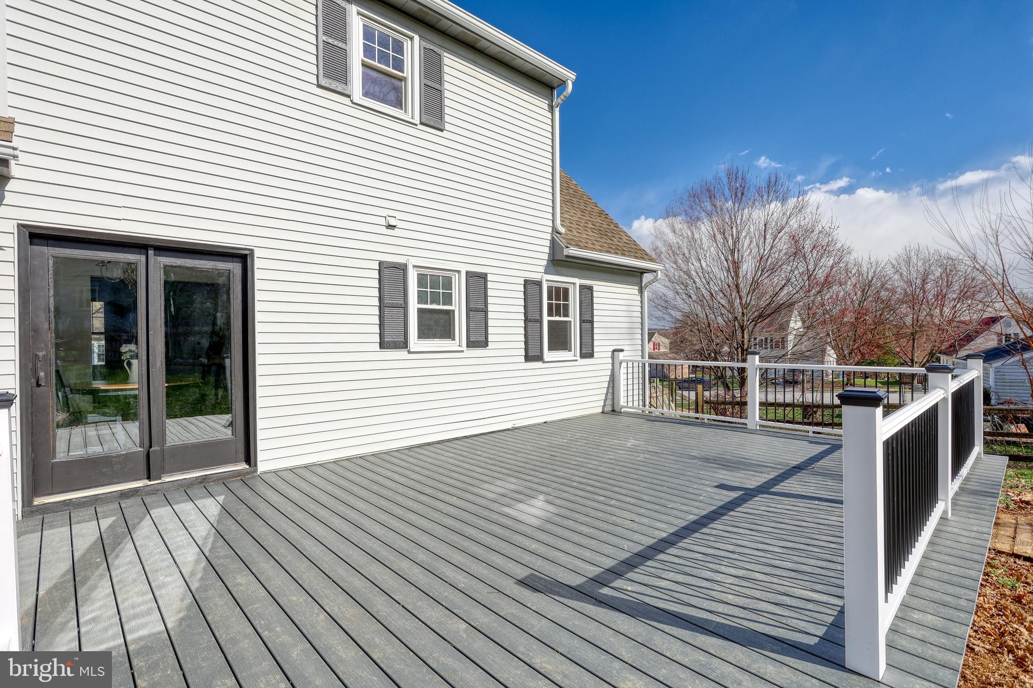 WASHINGTON SQUARE - Residential