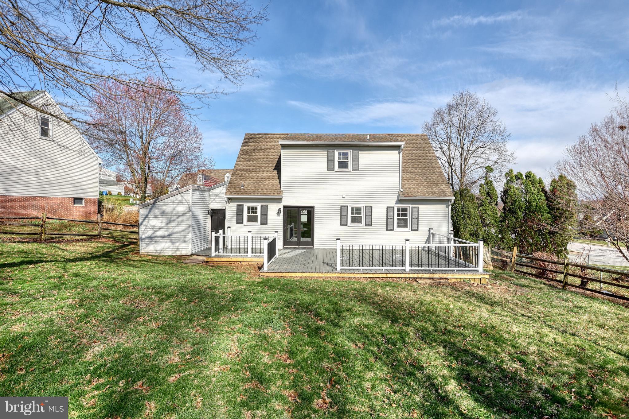 WASHINGTON SQUARE - Residential