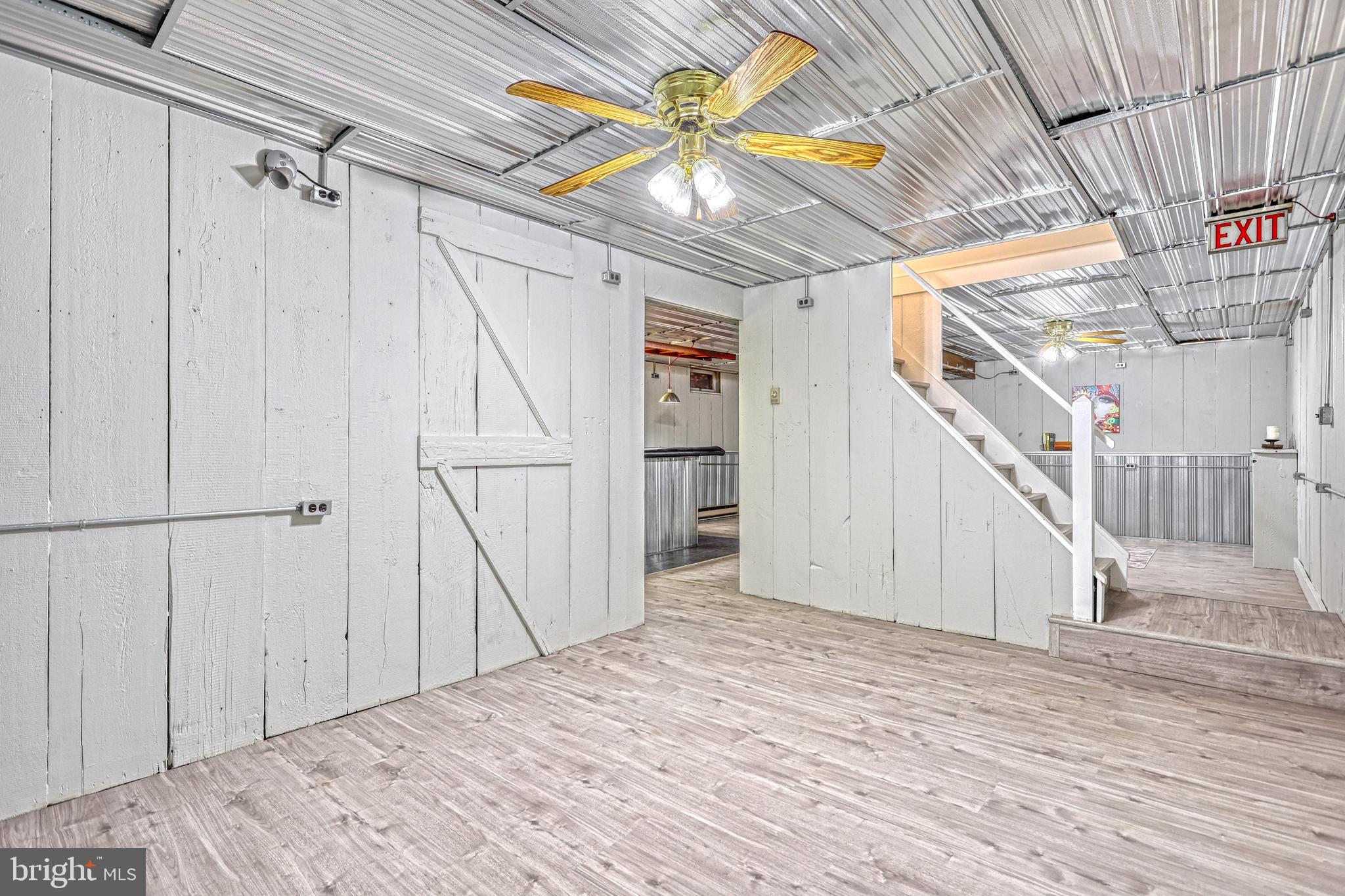 WASHINGTON SQUARE - Residential