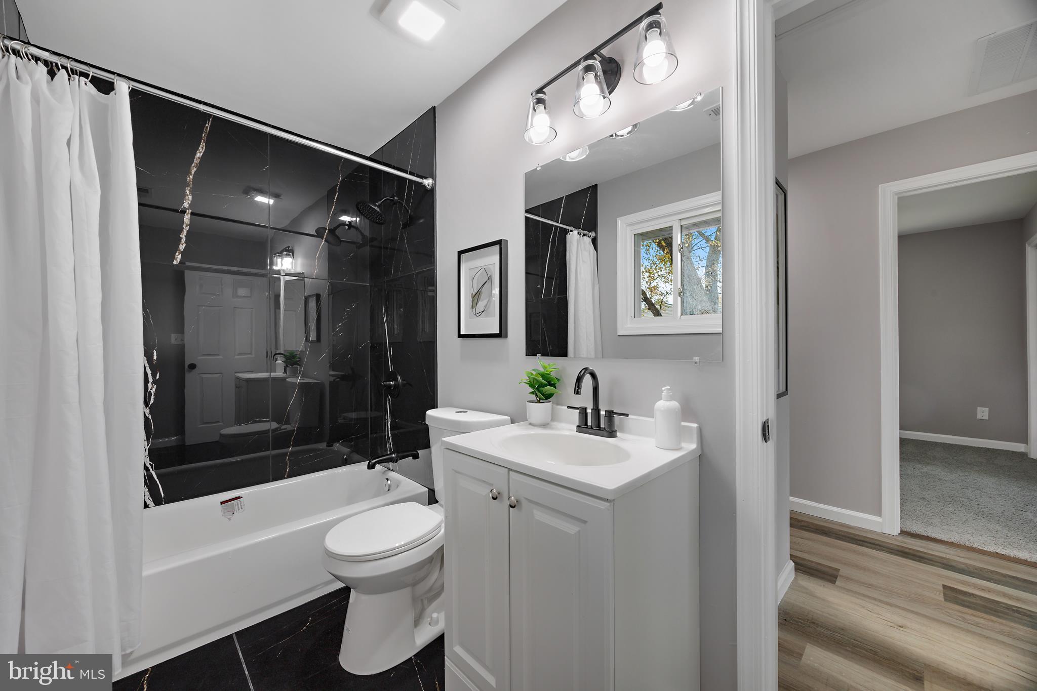 FAIRLAWN - Residential