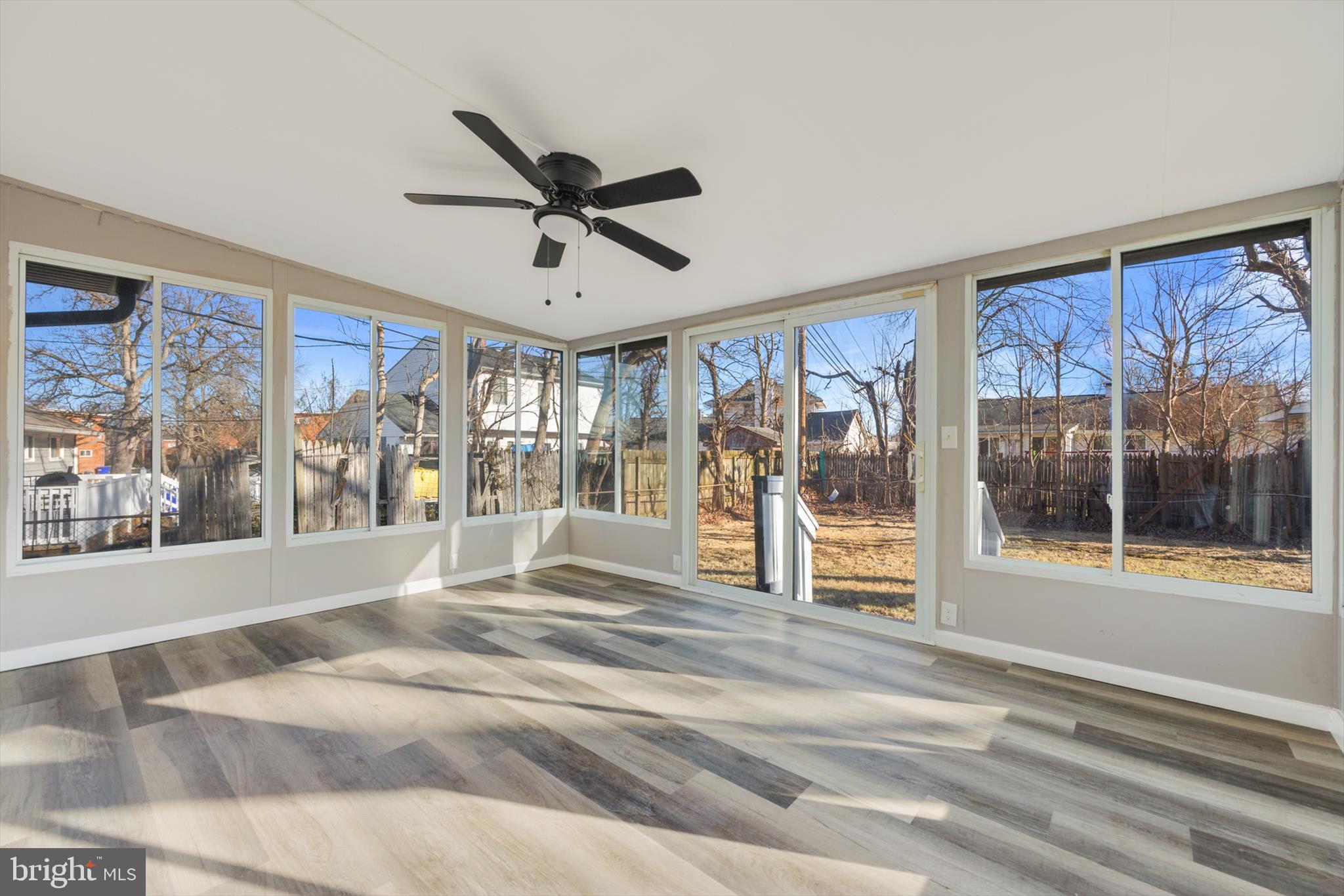 FAIRLAWN - Residential