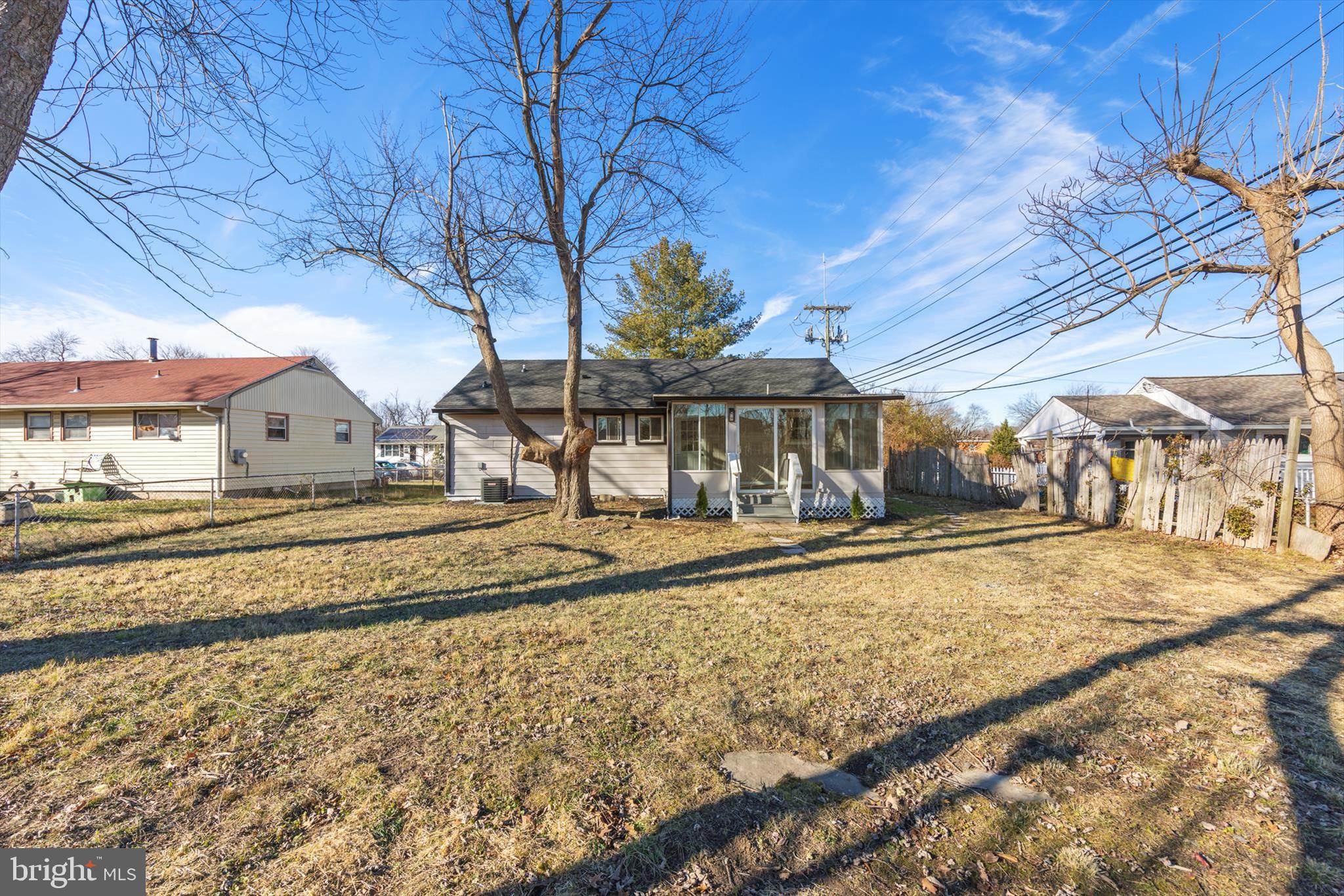 FAIRLAWN - Residential