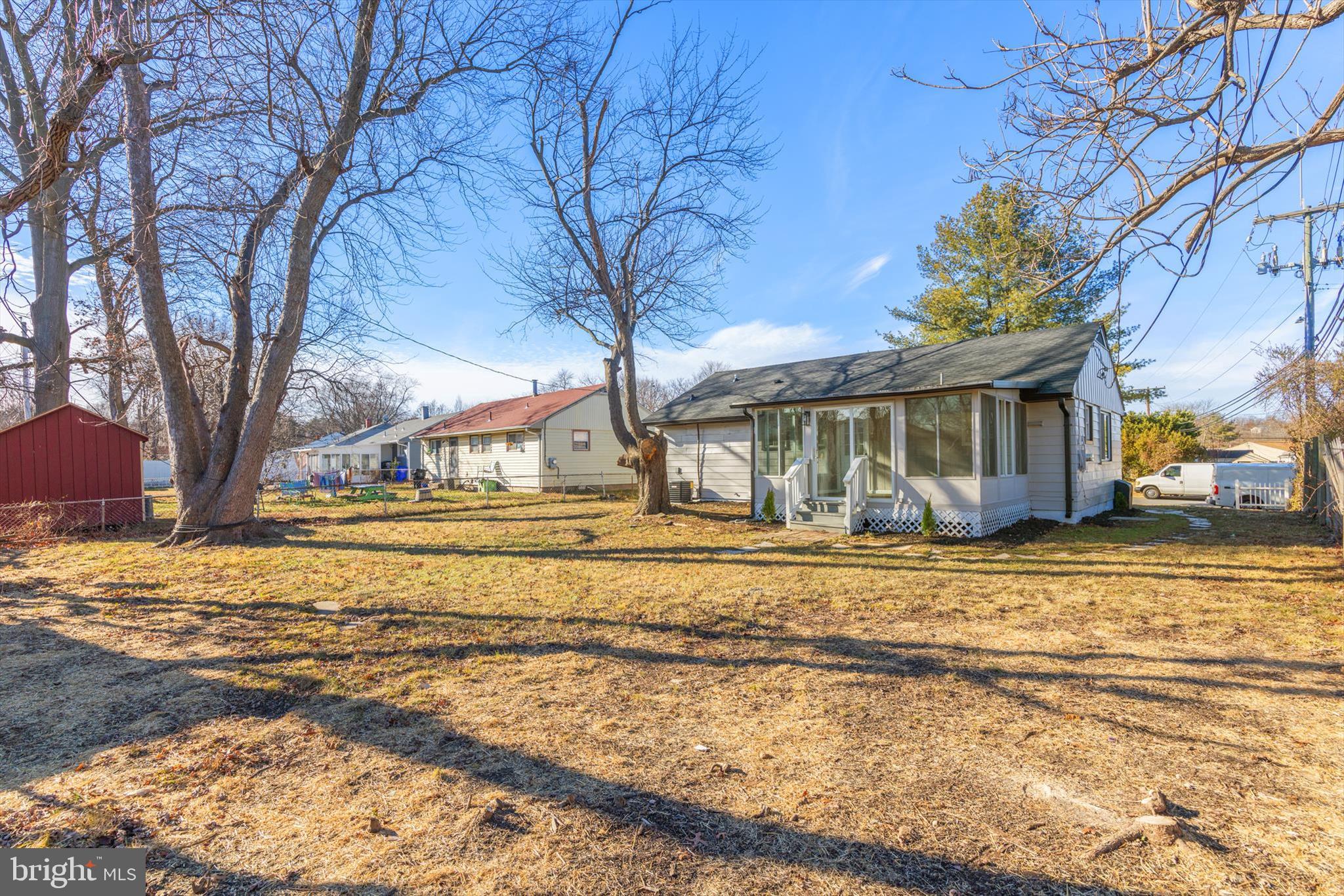 FAIRLAWN - Residential