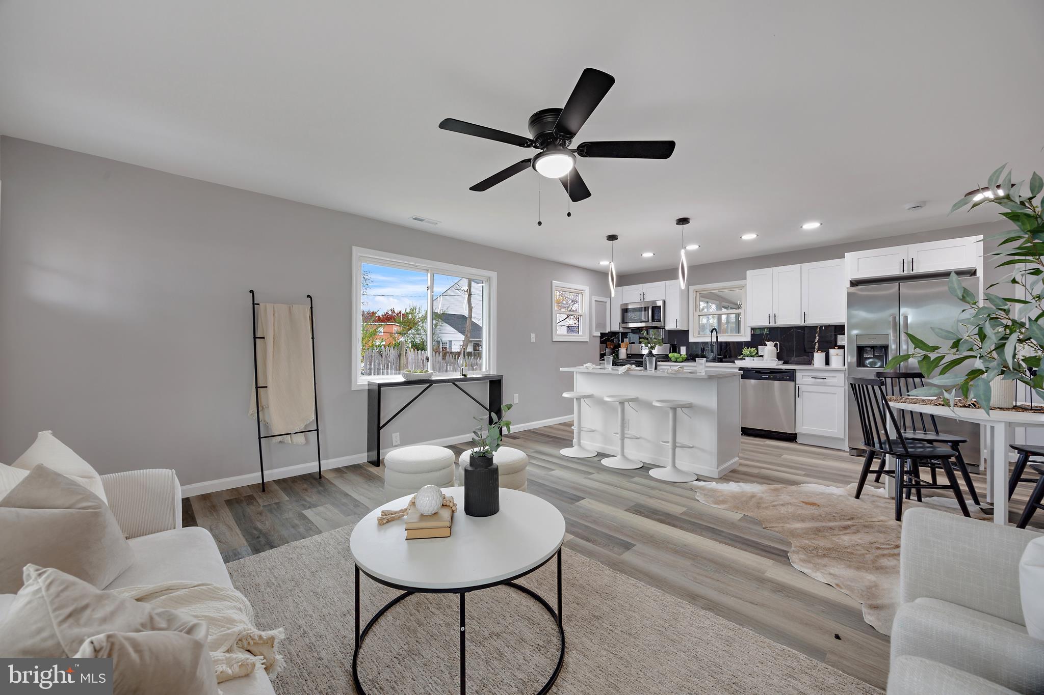 FAIRLAWN - Residential