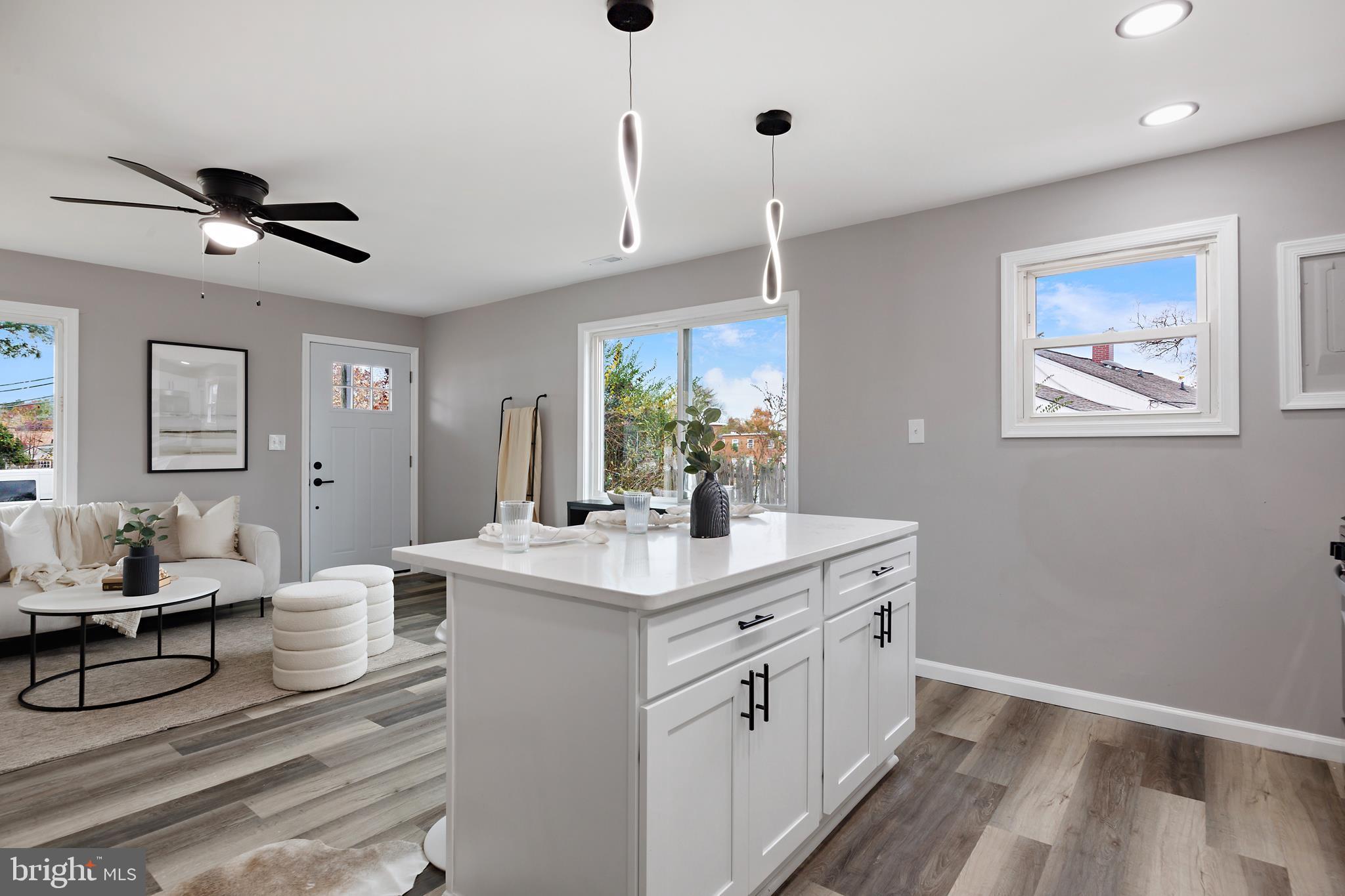 FAIRLAWN - Residential