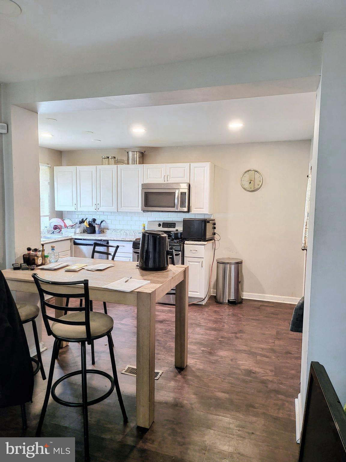 CHAPEL OAKS - Residential