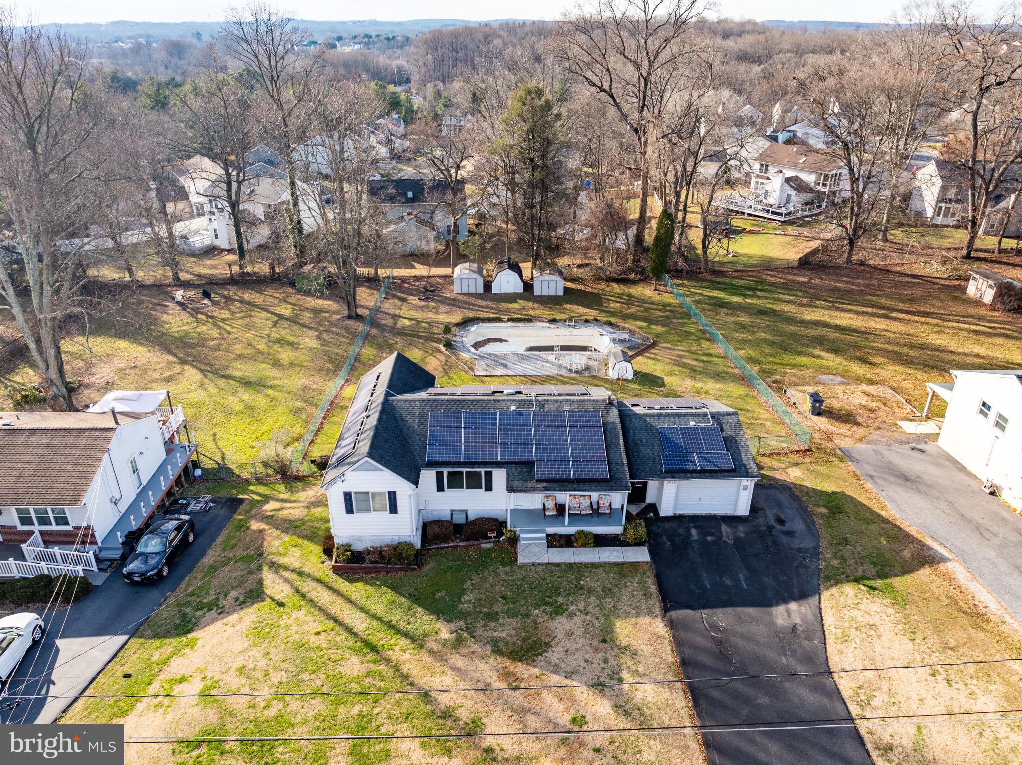 PRESTON MANOR - Residential