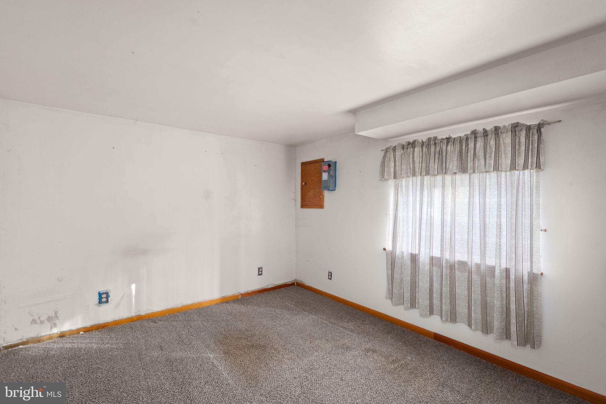 PRESTON MANOR - Residential