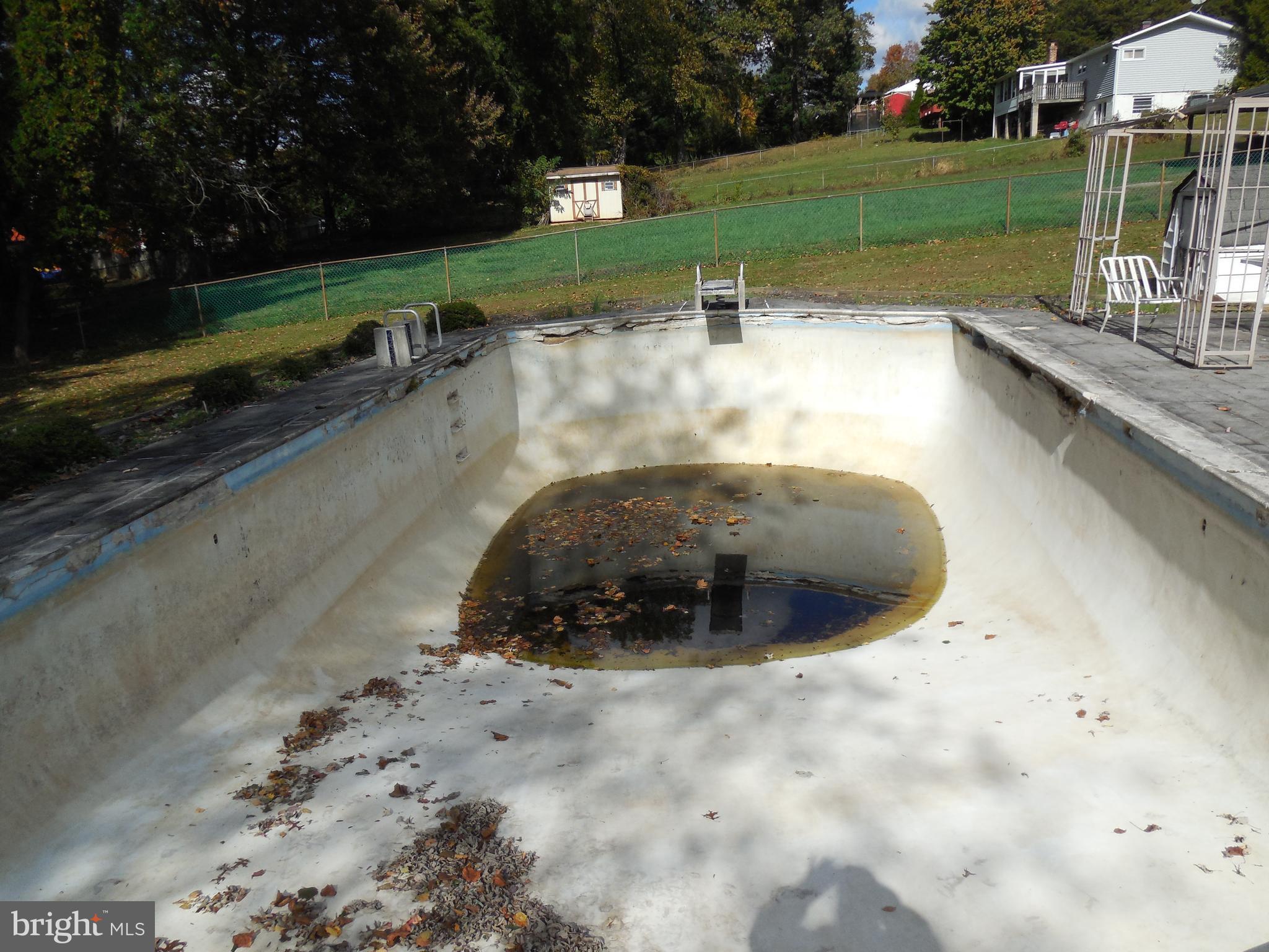 PRESTON MANOR - Residential