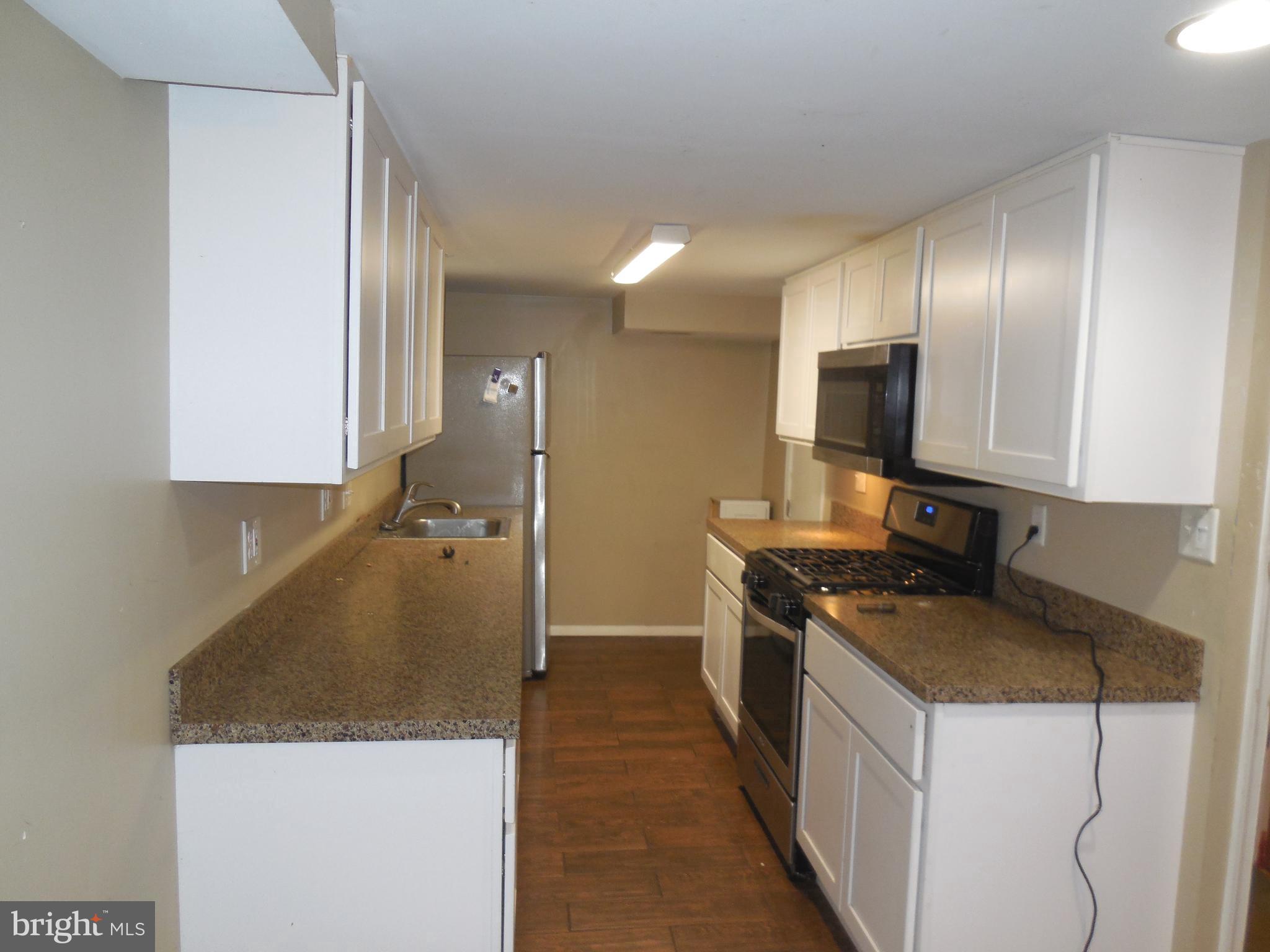 PRESTON MANOR - Residential