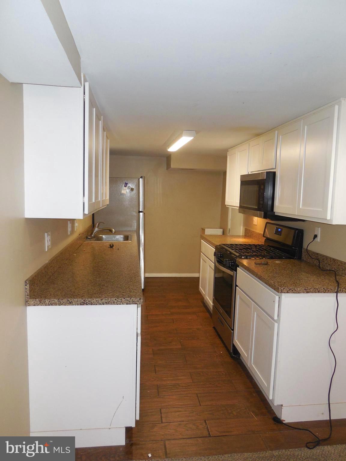 PRESTON MANOR - Residential