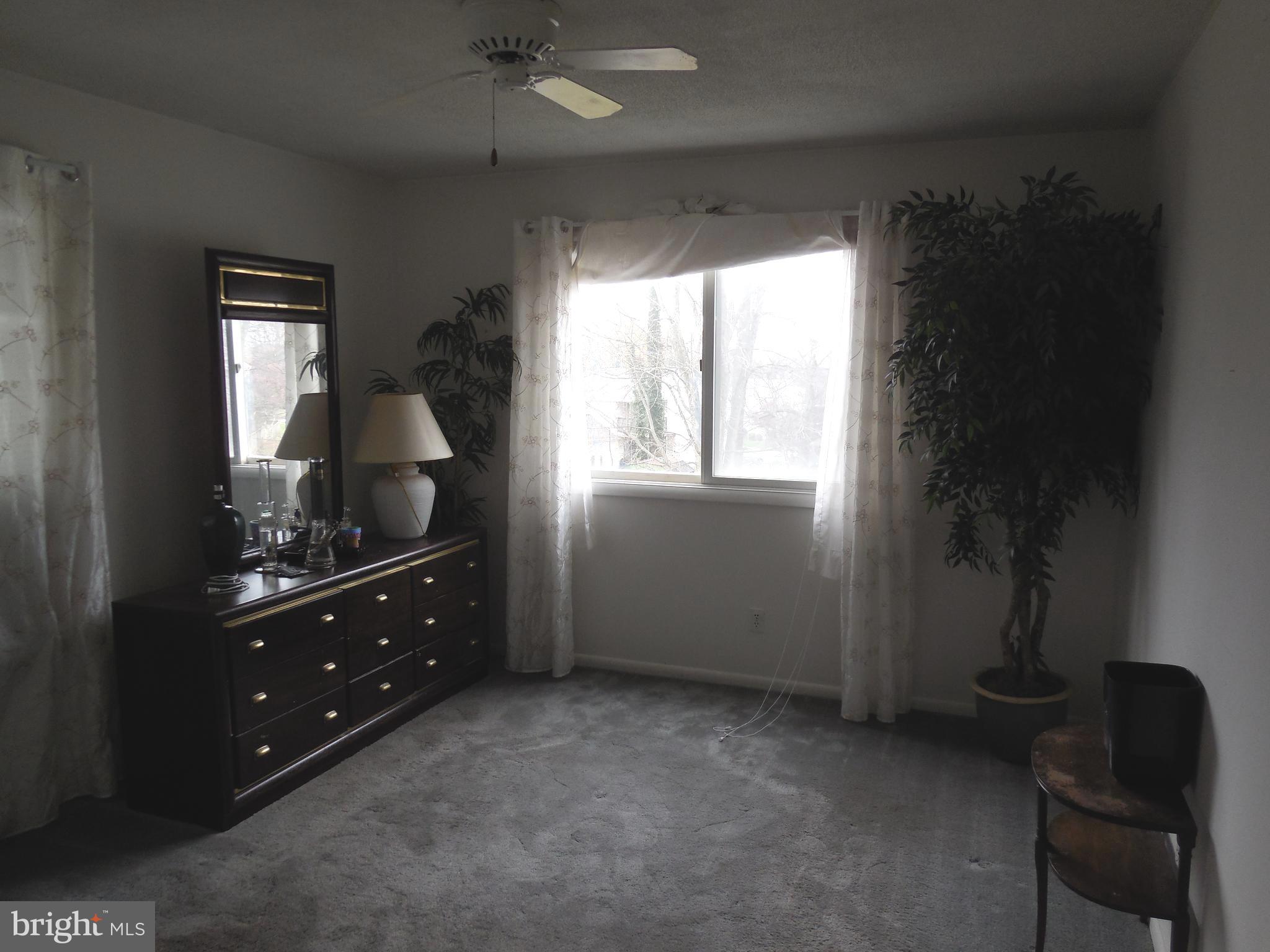 PRESTON MANOR - Residential