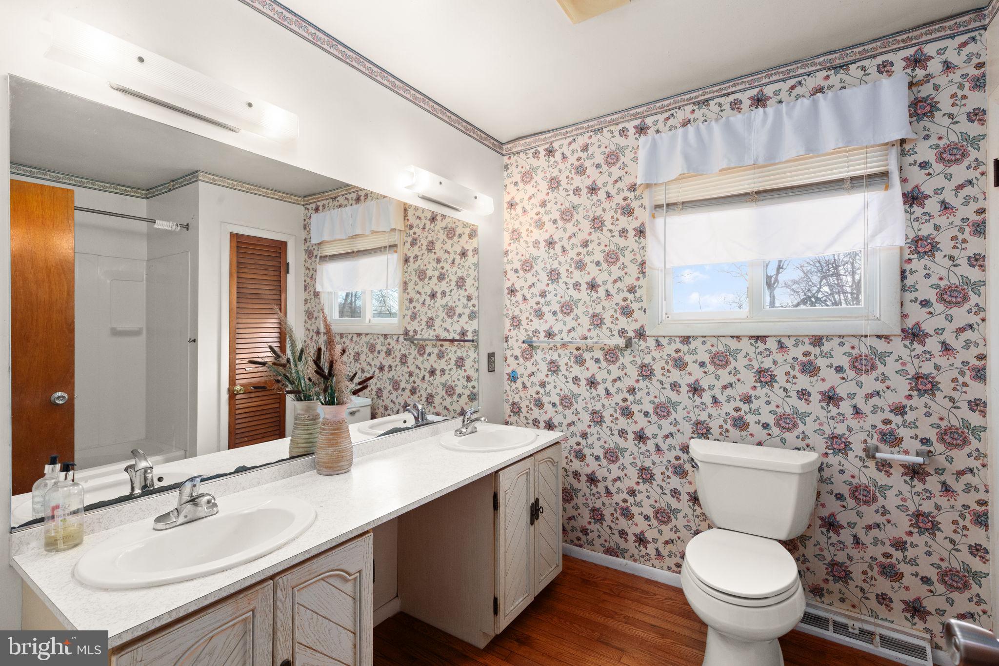 PRESTON MANOR - Residential