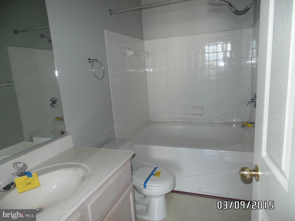 BRISTOL PARK - Residential